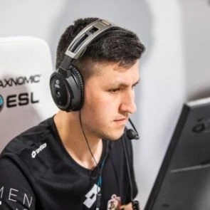 Virtus.pro JoyStick Rainbow Six Profilbild April 2025